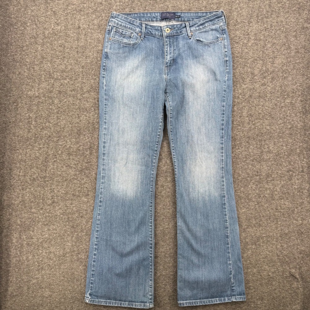 Levis Slight Curve Classic Boot Cut Jeans Blue Medium Wash Flap Pocket 12/31 M